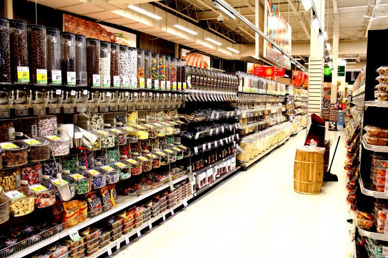 boutique-SAUZE-min_retail_grocery_supermarket_store_food_shopping_market_shop-613228